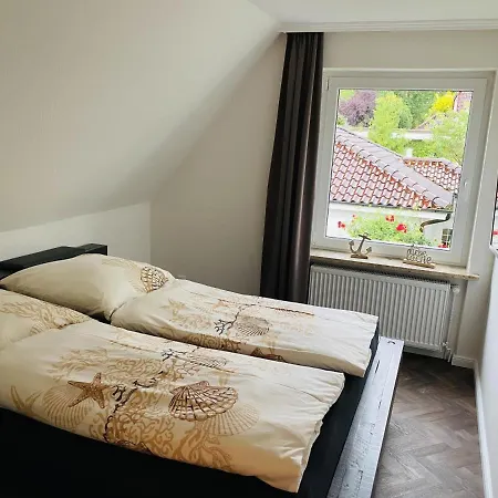 Apartment Haus Larum App. 6 *