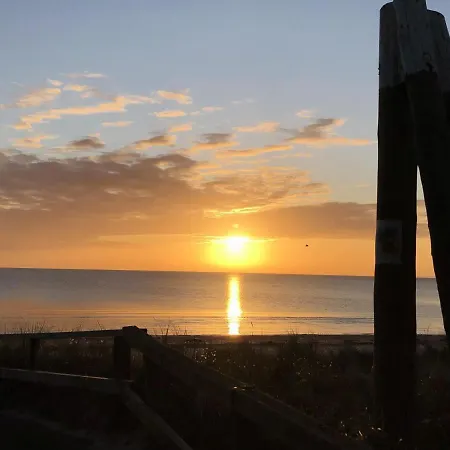 Haus Larum App. 6 아파트 샬베우츠