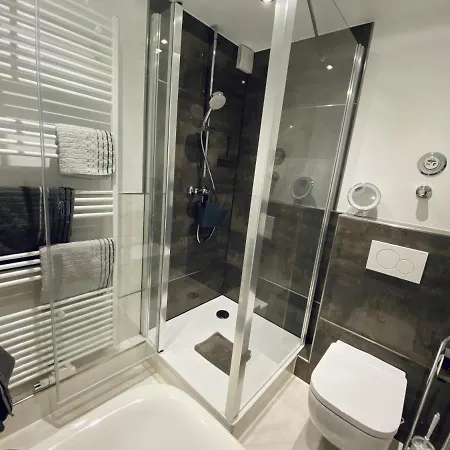 Haus Larum App. 6 *